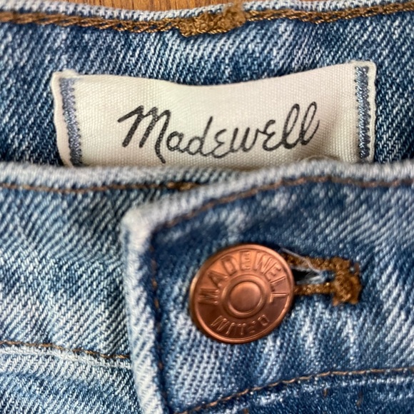 Madewell Classic Straight Jean - Picture 7 of 10